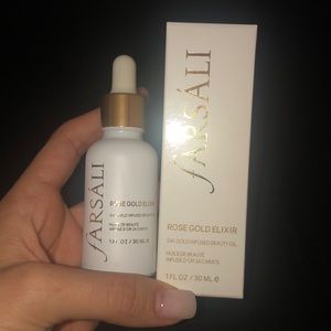 Rose gold oil